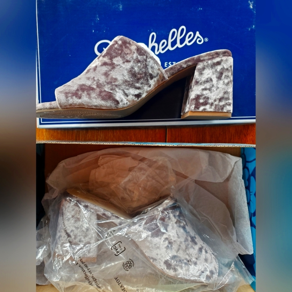Seychelles, Size 8, Silver Velour Block Heels